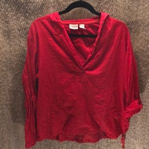 Xl red pull over top